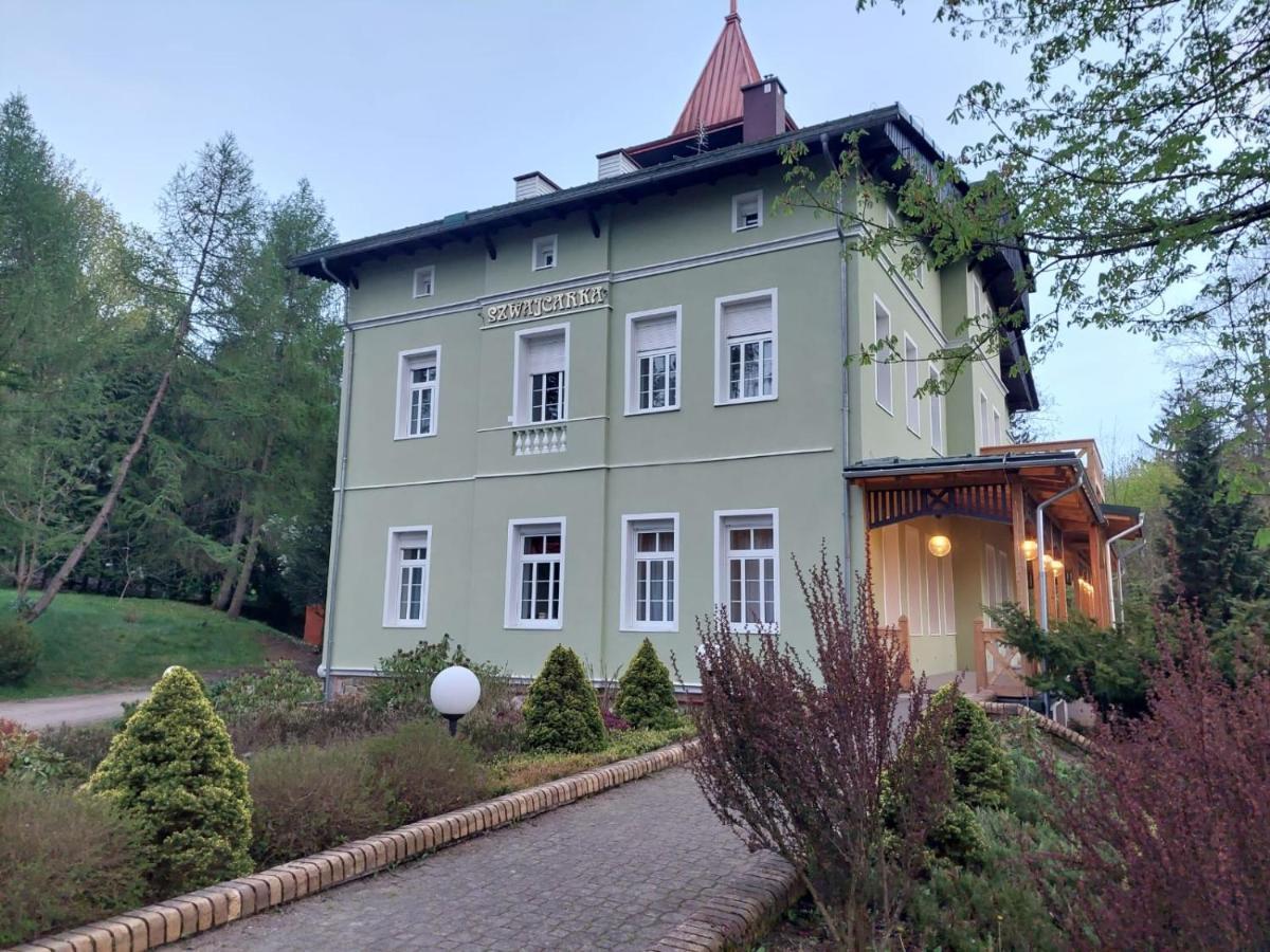 Szwajcarka Willa Z Sauna I Jacuzzi Kudowa-Zdrój Exterior foto