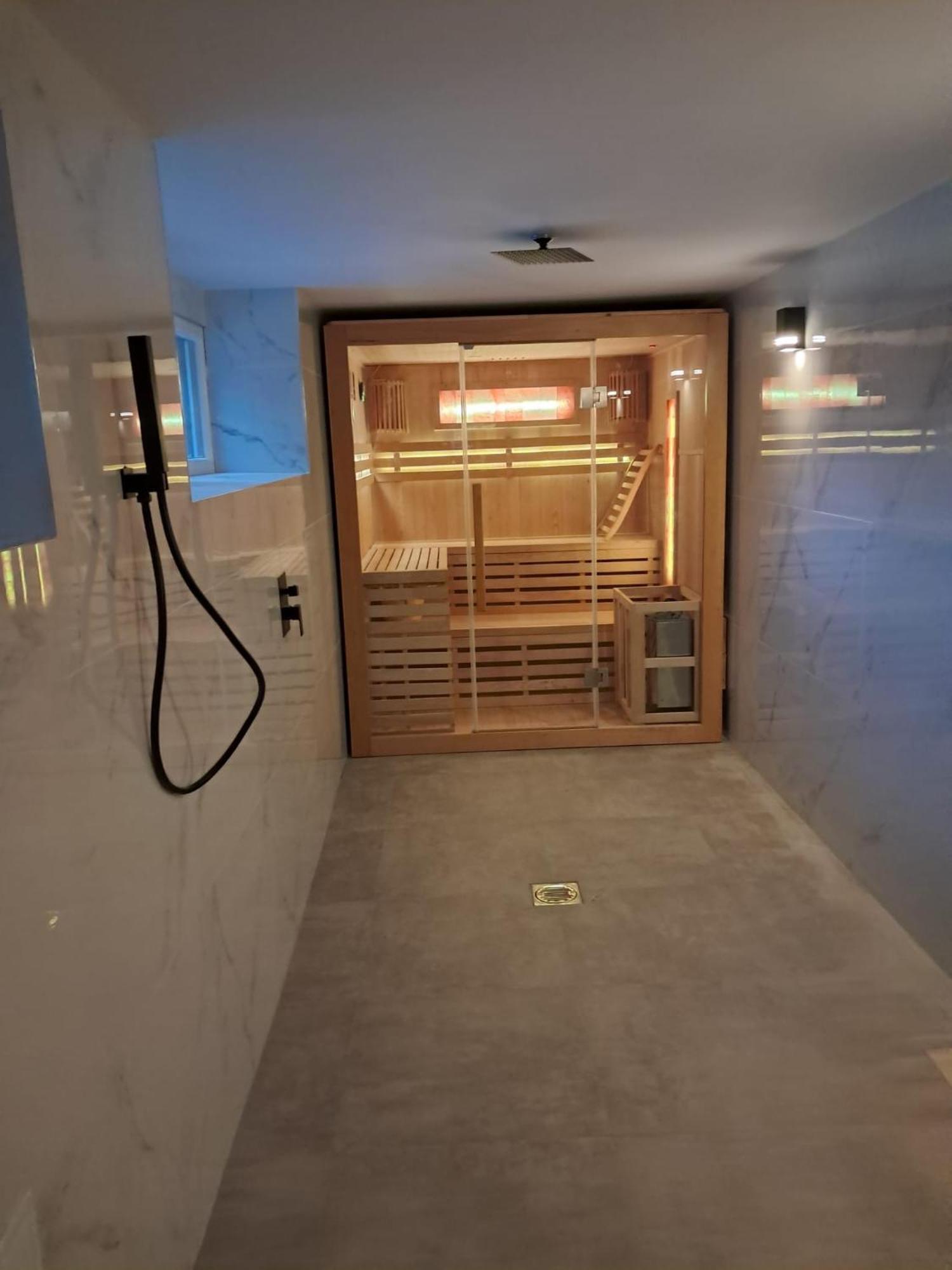Szwajcarka Willa Z Sauna I Jacuzzi Kudowa-Zdrój Exterior foto