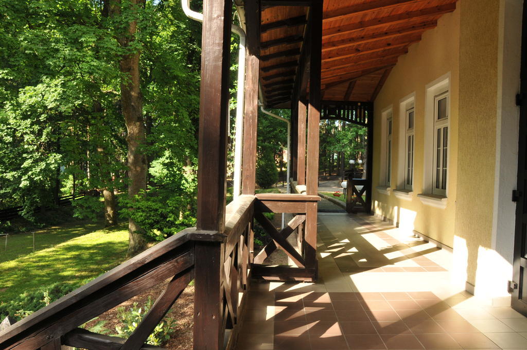 Szwajcarka Willa Z Sauna I Jacuzzi Kudowa-Zdrój Exterior foto